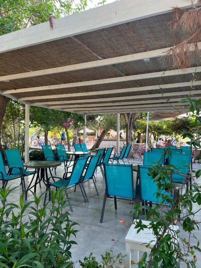 بساليدي Theodorou Beach Hotel Apartments المظهر الخارجي الصورة