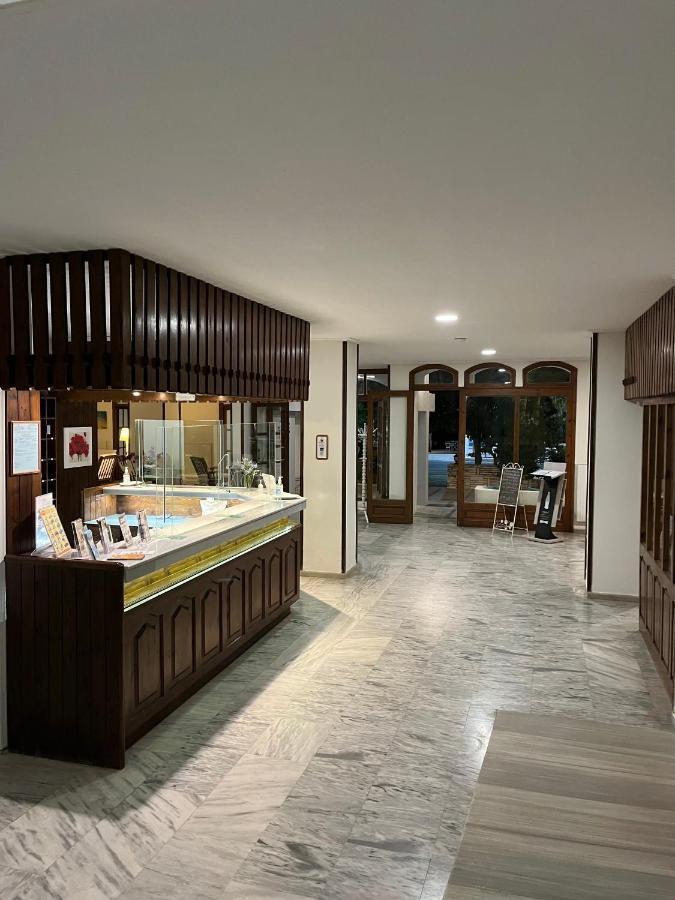 بساليدي Theodorou Beach Hotel Apartments المظهر الخارجي الصورة