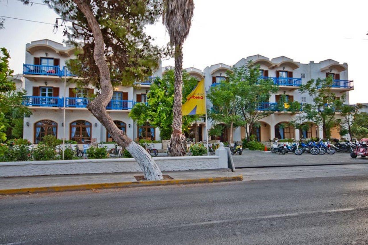 بساليدي Theodorou Beach Hotel Apartments المظهر الخارجي الصورة